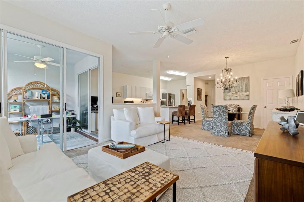 For Sale: $445,000 (3 beds, 2 baths, 1819 Square Feet)