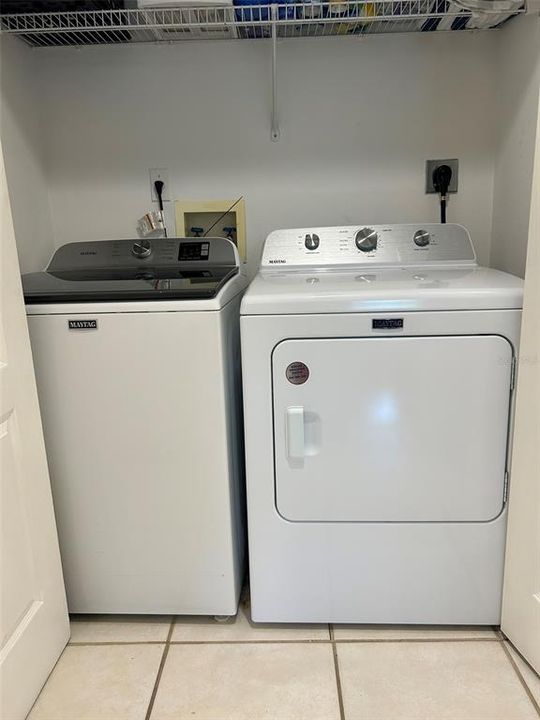 В аренду: $3,000 (2 спален, 2 ванн, 1215 Квадратных фут)
