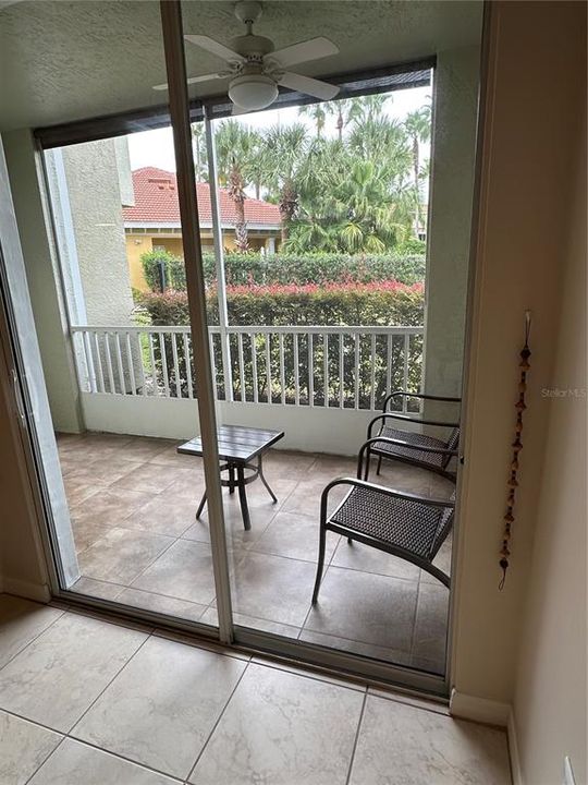 En Renta: $1,645 (1 camas, 1 baños, 940 Pies cuadrados)