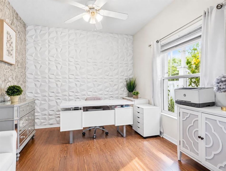 En Venta: $749,000 (5 camas, 3 baños, 3673 Pies cuadrados)