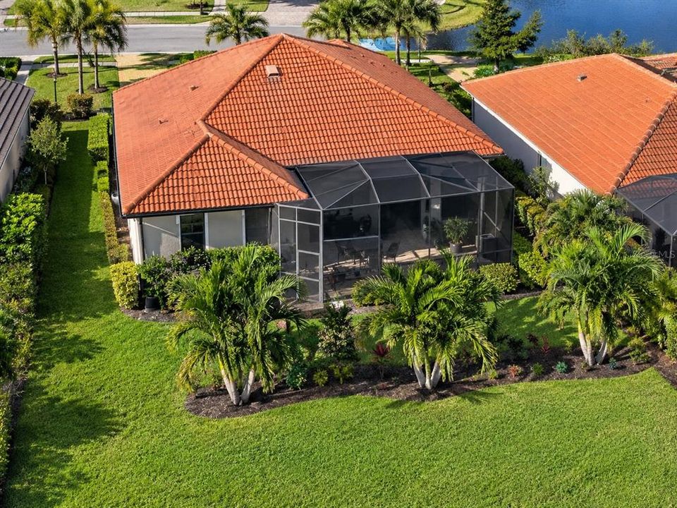 For Sale: $459,000 (2 beds, 2 baths, 1907 Square Feet)