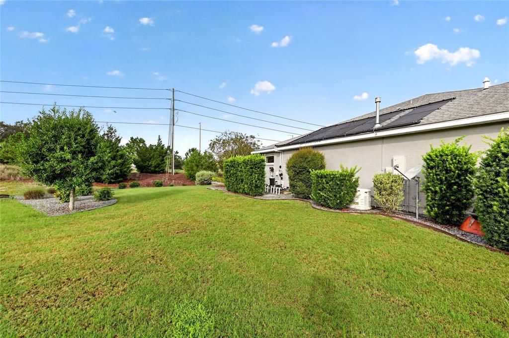 For Sale: $398,900 (2 beds, 2 baths, 2297 Square Feet)
