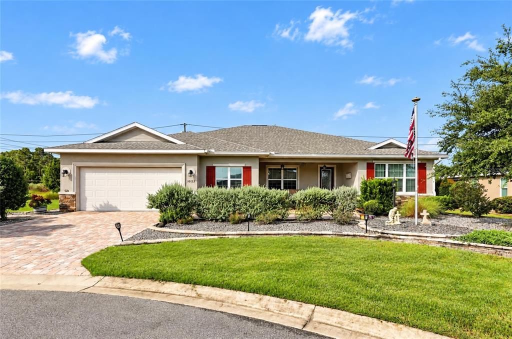 For Sale: $398,900 (2 beds, 2 baths, 2297 Square Feet)