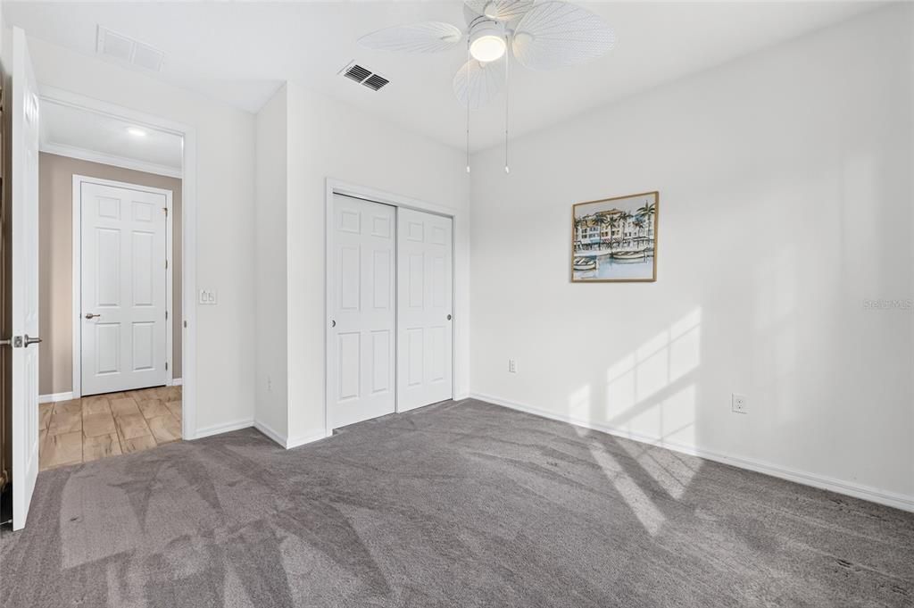 For Sale: $398,900 (2 beds, 2 baths, 2297 Square Feet)