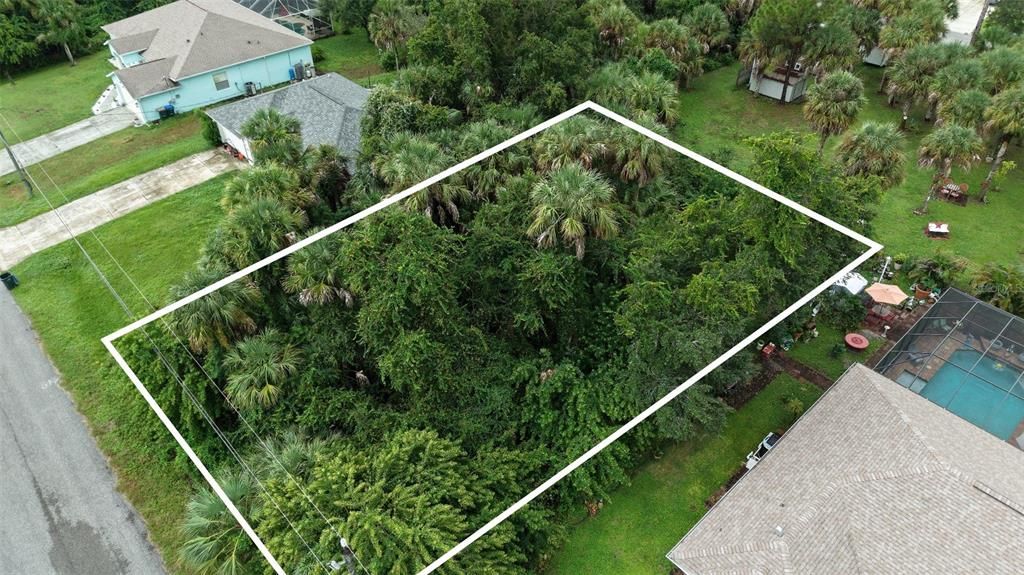待售: $16,500 (0.23 acres)