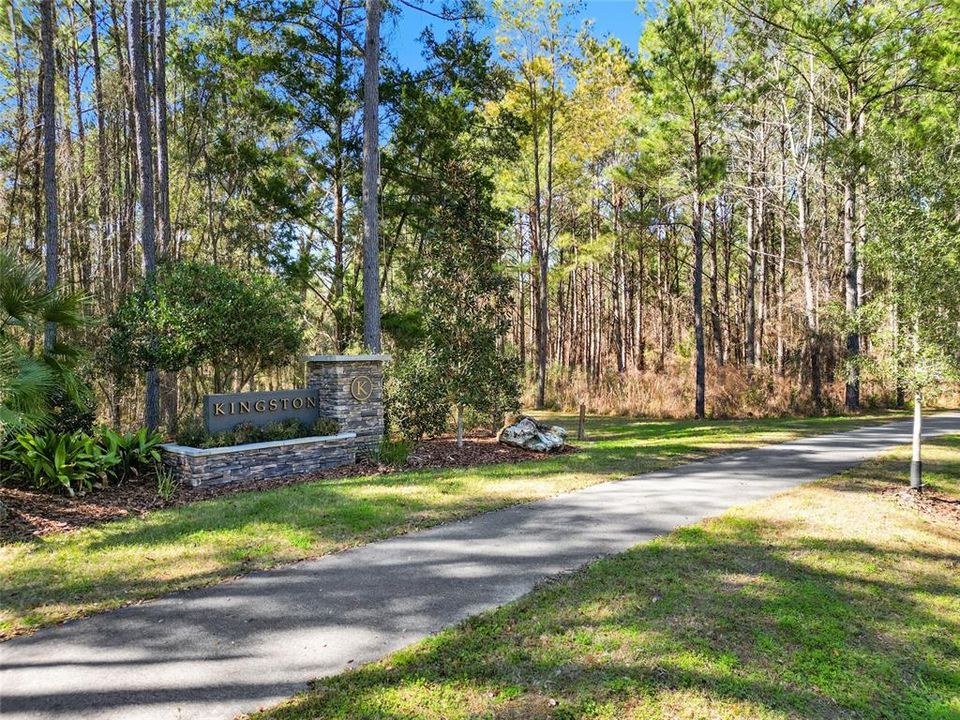 En Venta: $296,000 (3.02 acres)