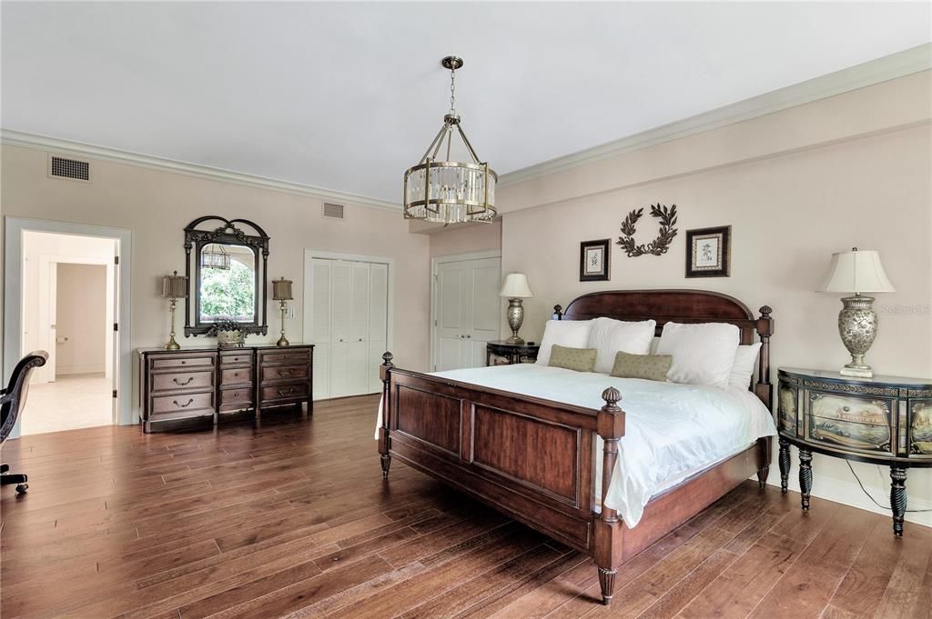 For Sale: $2,500,000 (3 beds, 3 baths, 3350 Square Feet)