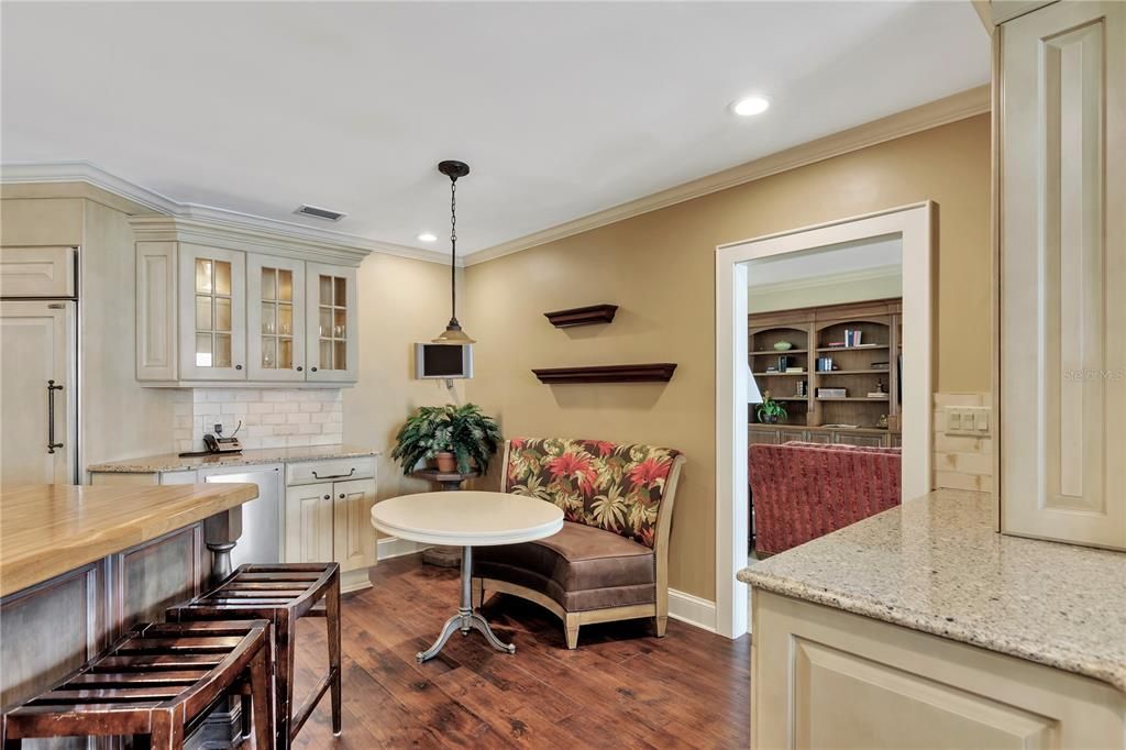 For Sale: $2,500,000 (3 beds, 3 baths, 3350 Square Feet)