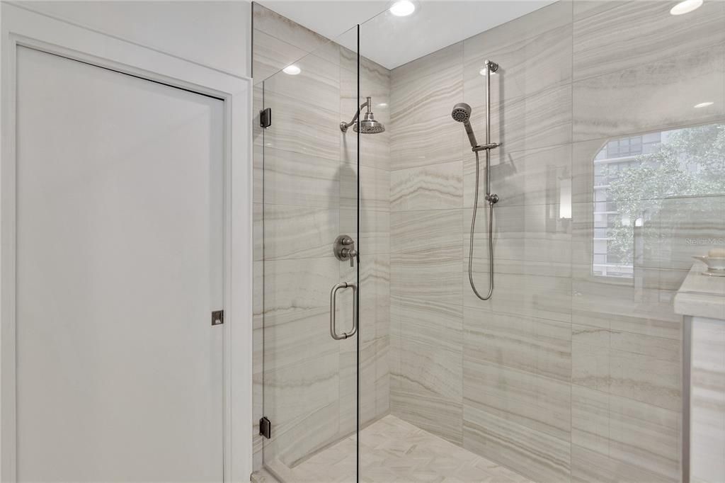 For Sale: $2,500,000 (3 beds, 3 baths, 3350 Square Feet)