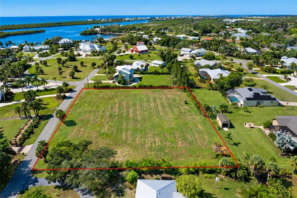 待售: $365,000 (1.20 acres)