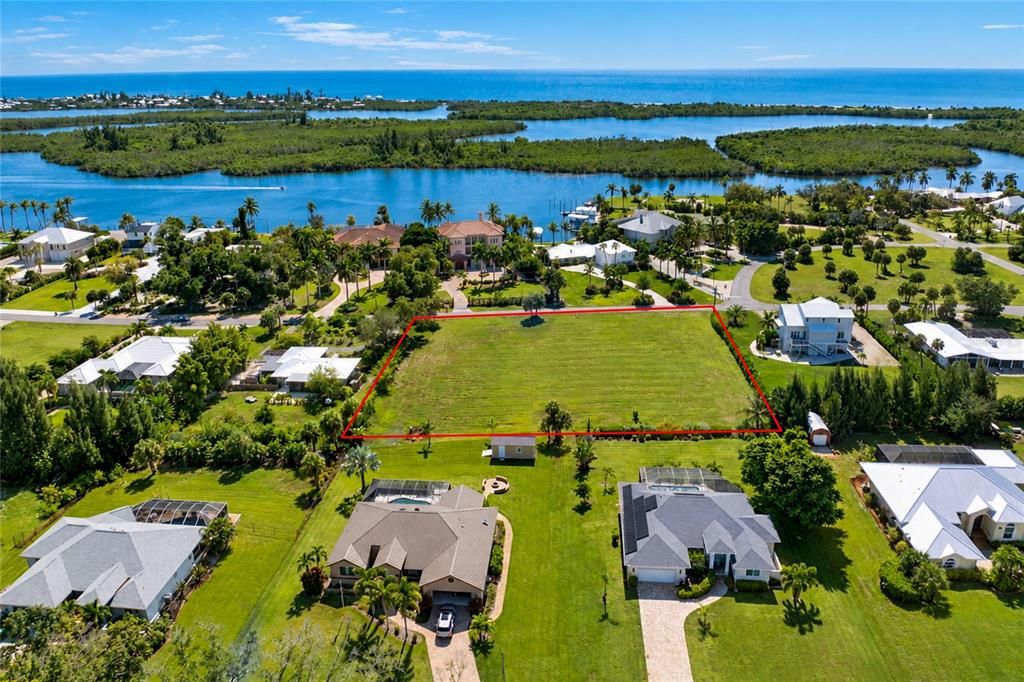 待售: $365,000 (1.20 acres)