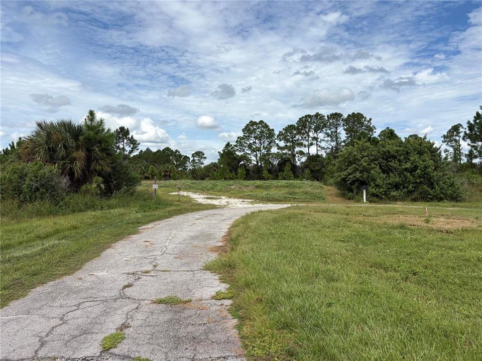 For Sale: $25,000 (0.28 acres)