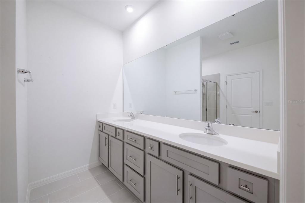 For Sale: $360,000 (3 beds, 2 baths, 2154 Square Feet)
