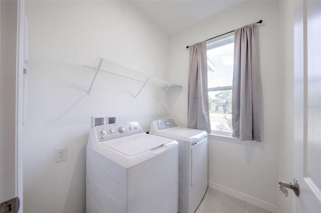 For Sale: $360,000 (3 beds, 2 baths, 2154 Square Feet)