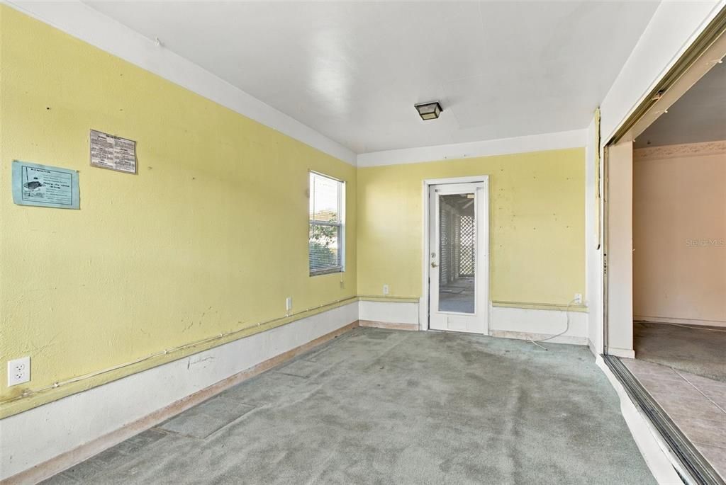 На продажу: $289,000 (2 спален, 2 ванн, 1254 Квадратных фут)