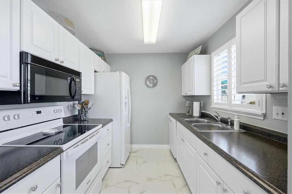 En Venta: $339,000 (2 camas, 2 baños, 1185 Pies cuadrados)