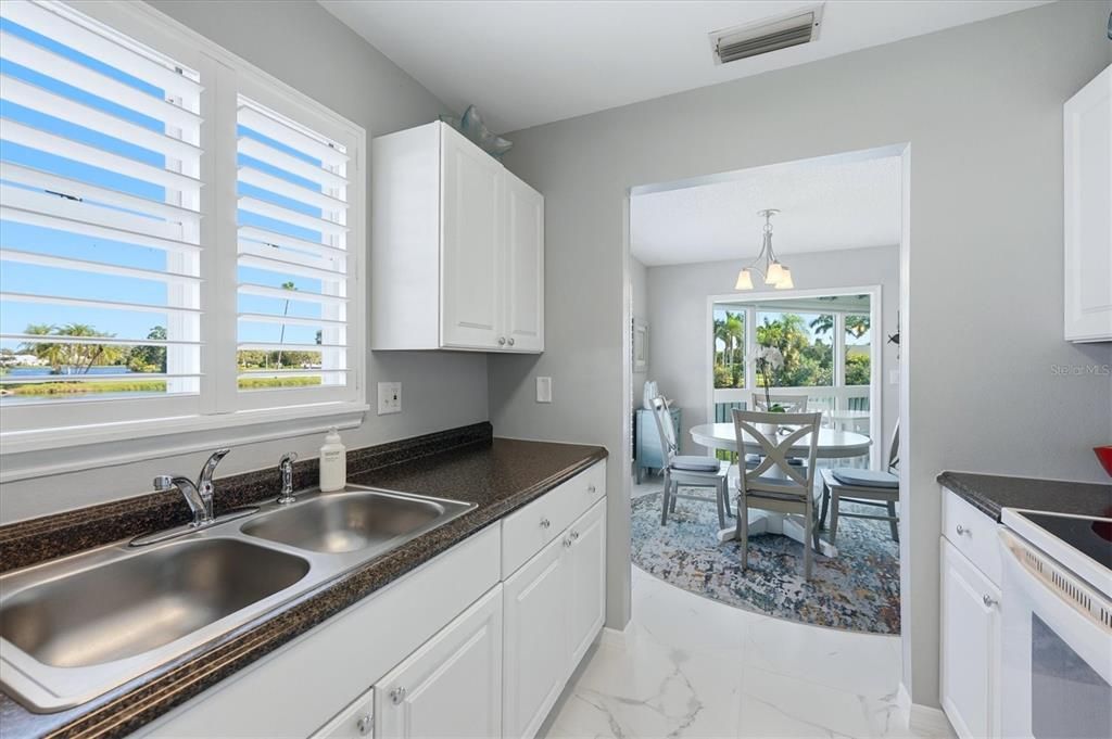 En Venta: $339,000 (2 camas, 2 baños, 1185 Pies cuadrados)