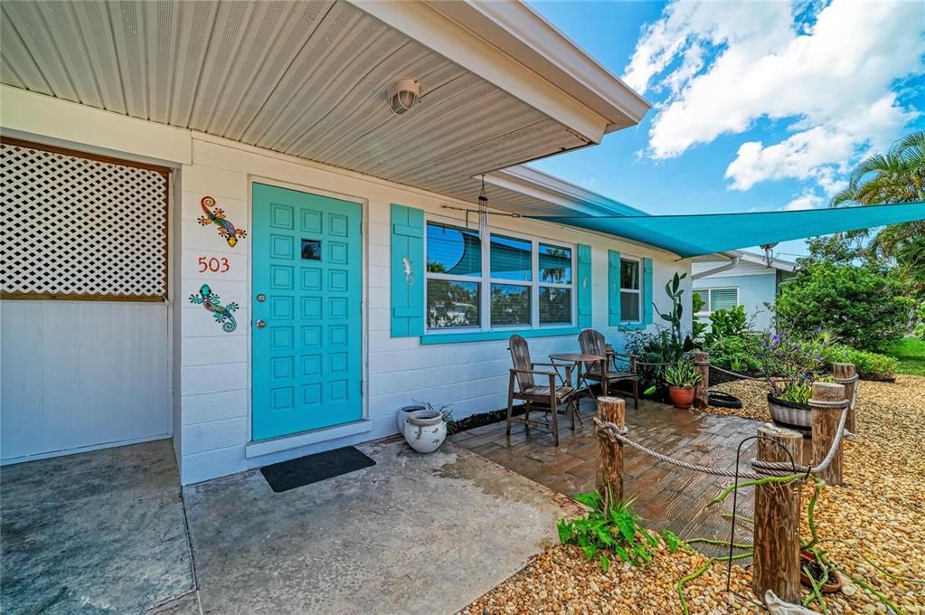 For Sale: $899,000 (3 beds, 2 baths, 1128 Square Feet)