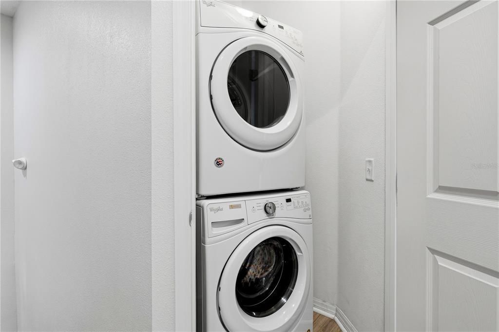 En Renta: $2,400 (4 camas, 3 baños, 1694 Pies cuadrados)