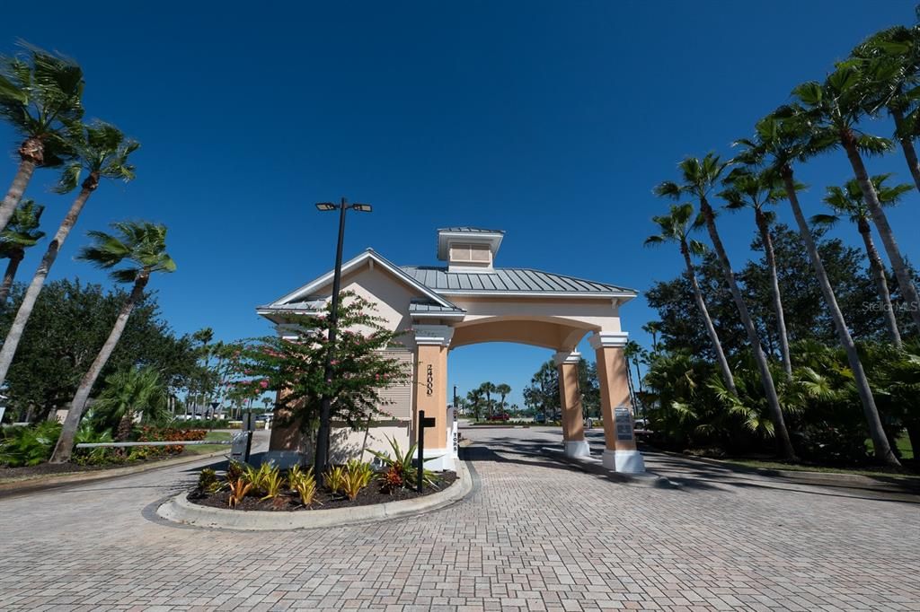 For Sale: $285,000 (2 beds, 2 baths, 1387 Square Feet)