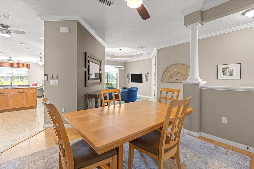 For Sale: $489,900 (3 beds, 2 baths, 2283 Square Feet)