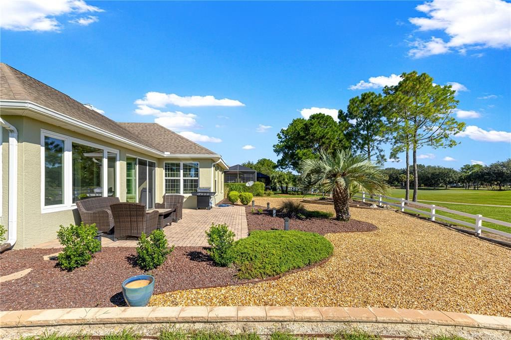 For Sale: $489,900 (3 beds, 2 baths, 2283 Square Feet)