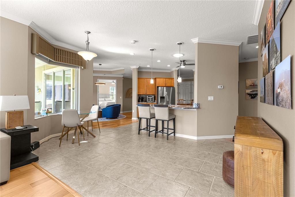 For Sale: $489,900 (3 beds, 2 baths, 2283 Square Feet)