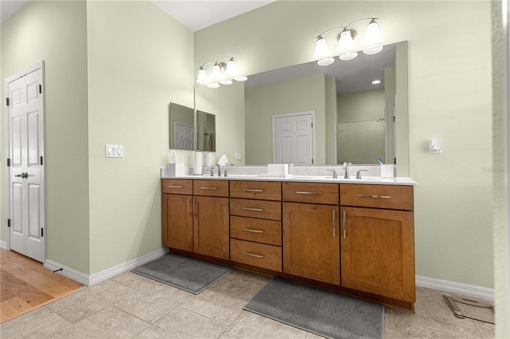 For Sale: $489,900 (3 beds, 2 baths, 2283 Square Feet)