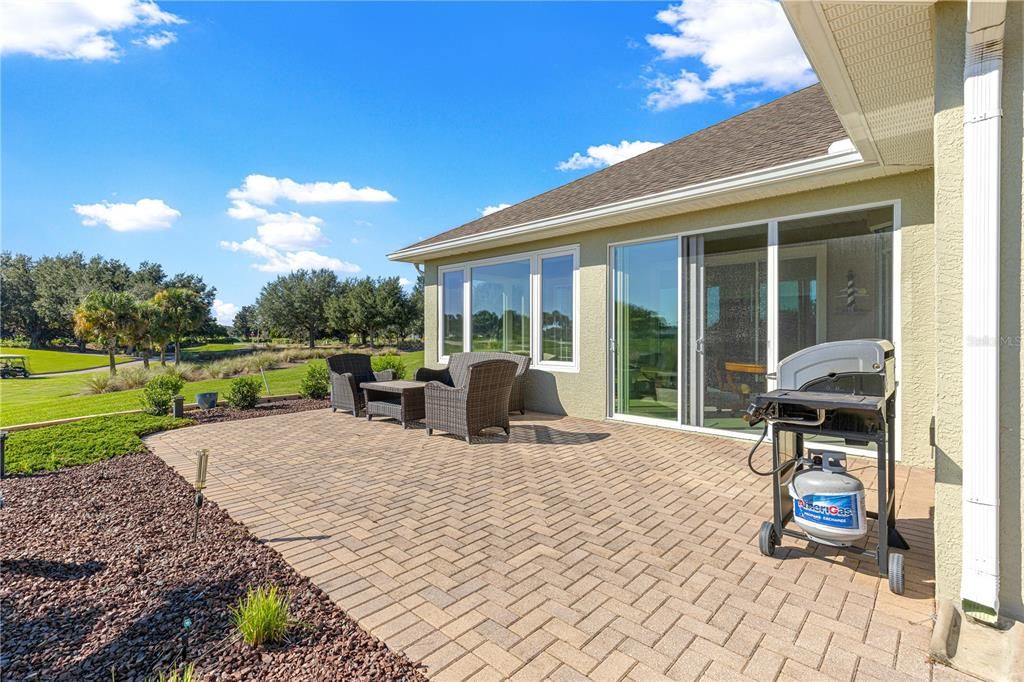 For Sale: $489,900 (3 beds, 2 baths, 2283 Square Feet)