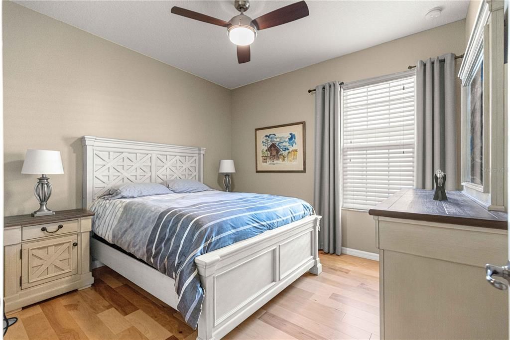 For Sale: $489,900 (3 beds, 2 baths, 2283 Square Feet)