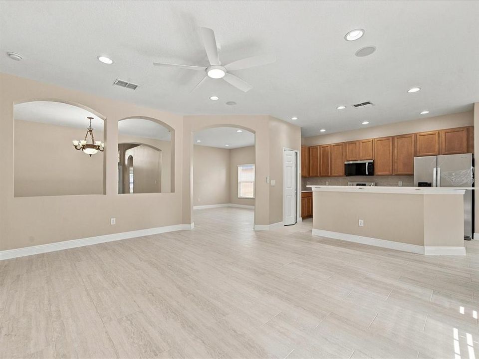 For Rent: $3,300 (3 beds, 2 baths, 2042 Square Feet)