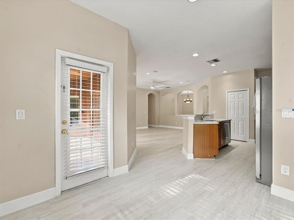 For Rent: $3,300 (3 beds, 2 baths, 2042 Square Feet)