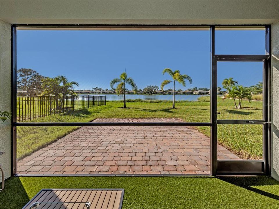 For Sale: $389,000 (2 beds, 2 baths, 1496 Square Feet)
