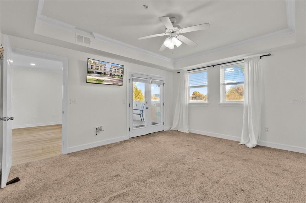 На продажу: $325,000 (3 спален, 2 ванн, 1804 Квадратных фут)