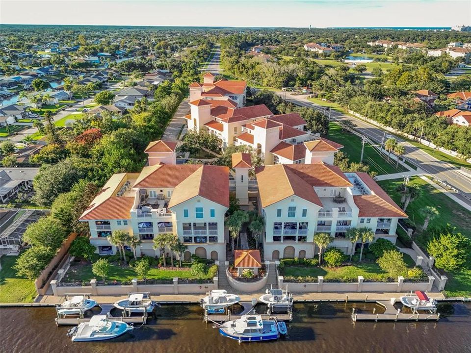 На продажу: $325,000 (3 спален, 2 ванн, 1804 Квадратных фут)