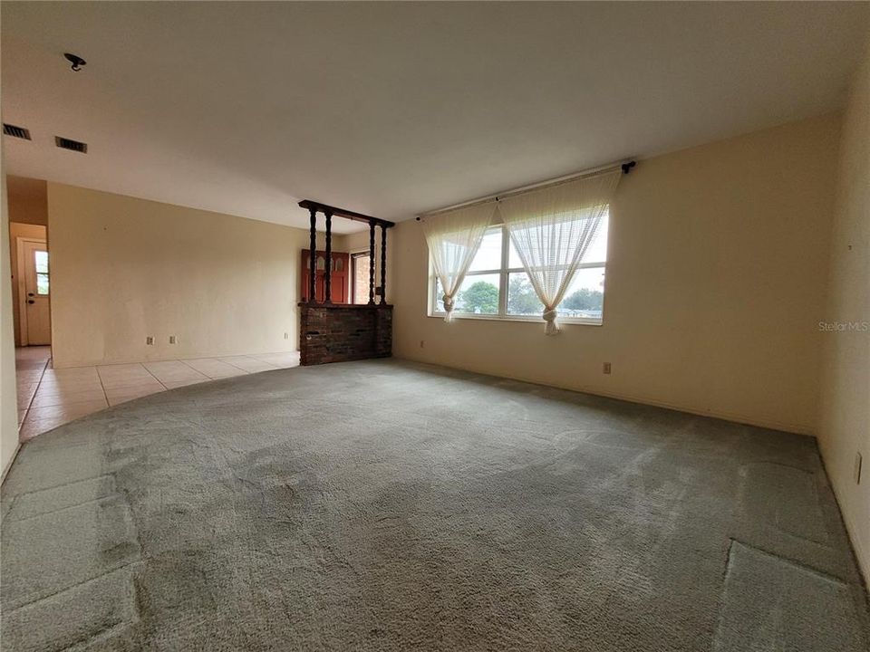 For Sale: $449,000 (4 beds, 2 baths, 2292 Square Feet)