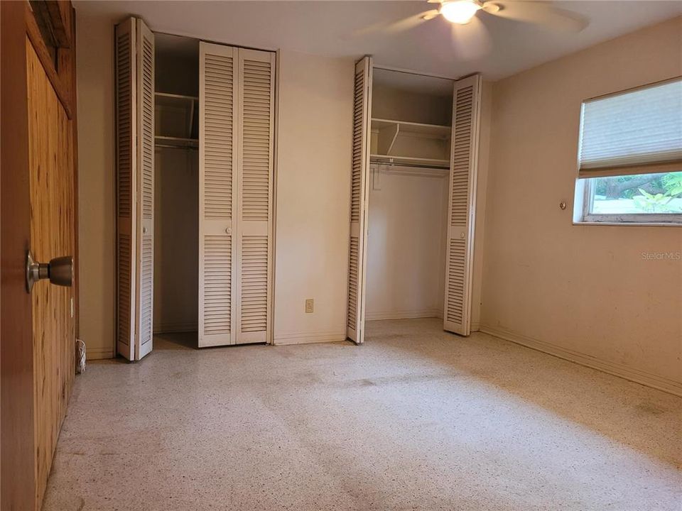 For Sale: $449,000 (4 beds, 2 baths, 2292 Square Feet)