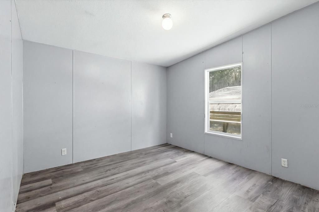 На продажу: $185,000 (3 спален, 2 ванн, 1144 Квадратных фут)