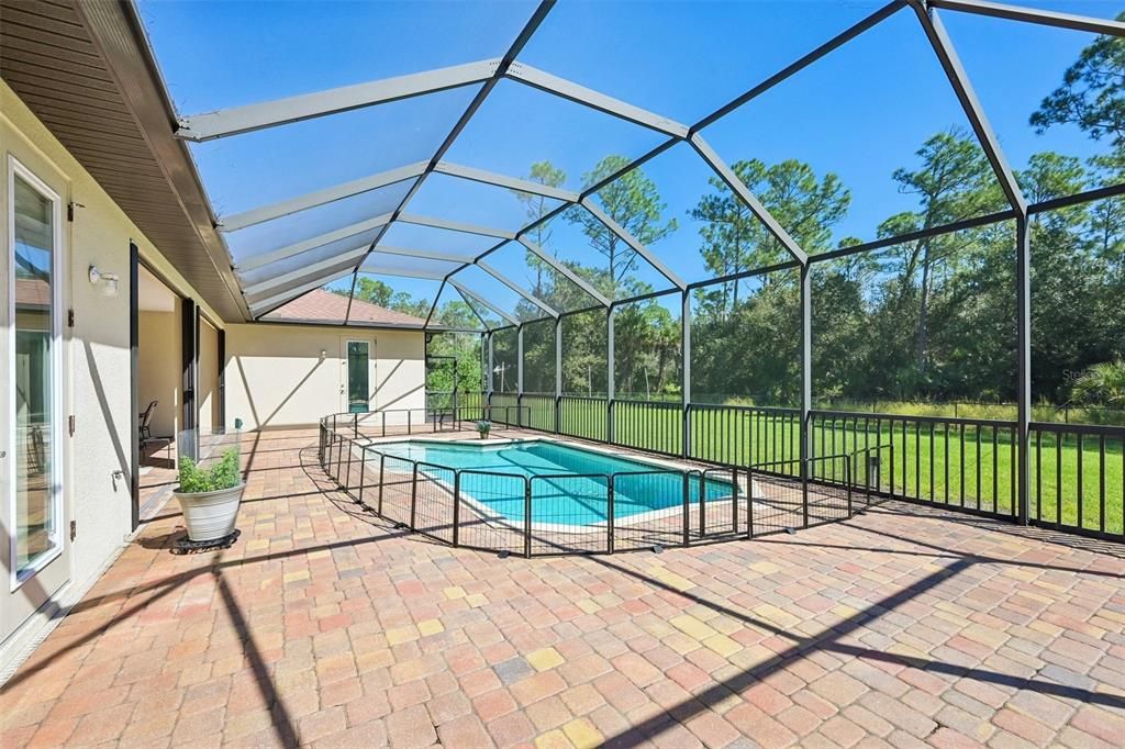 For Sale: $795,000 (4 beds, 2 baths, 2398 Square Feet)