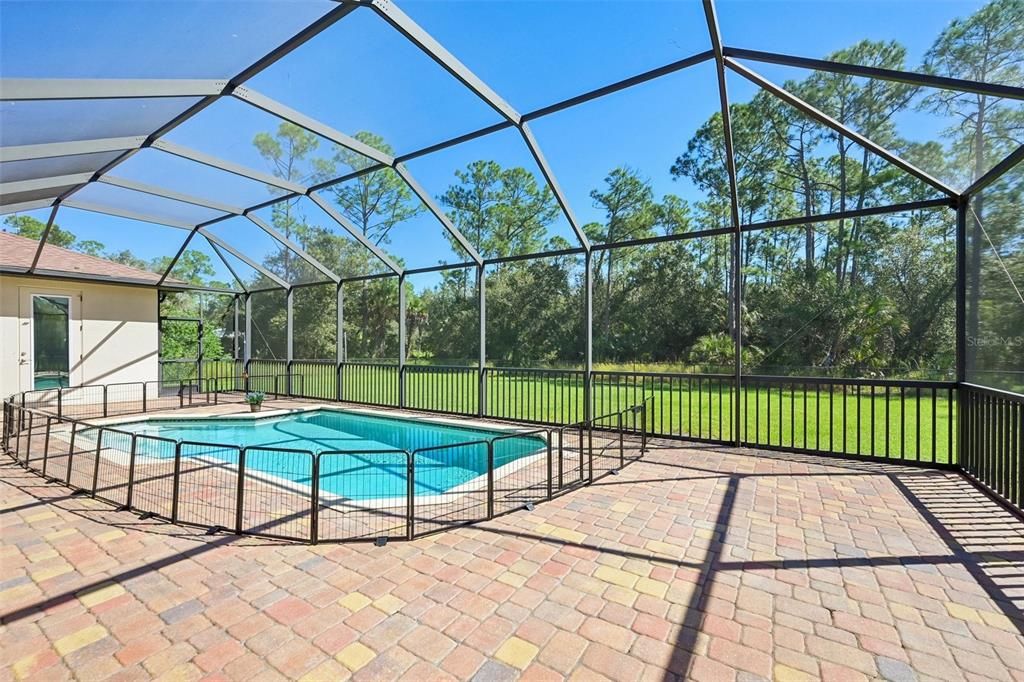 For Sale: $795,000 (4 beds, 2 baths, 2398 Square Feet)
