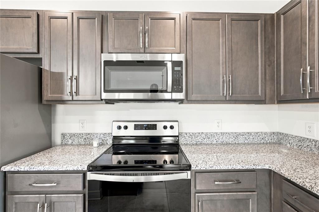 На продажу: $619,999 (4 спален, 3 ванн, 2255 Квадратных фут)