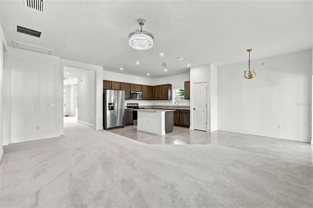 На продажу: $619,999 (4 спален, 3 ванн, 2255 Квадратных фут)