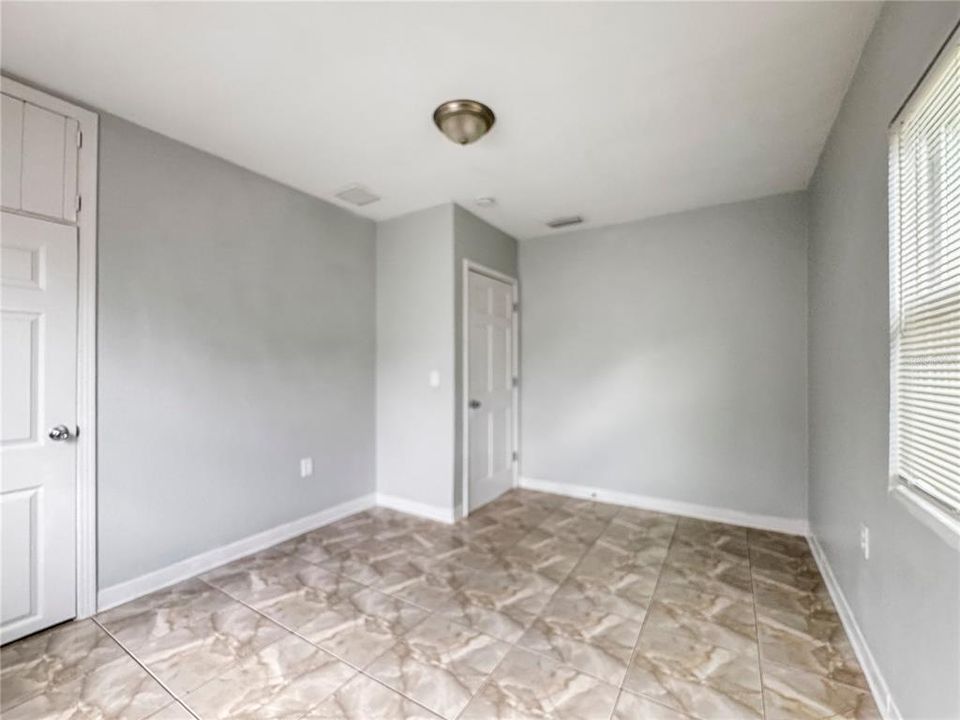 For Rent: $1,440 (2 beds, 1 baths, 1020 Square Feet)