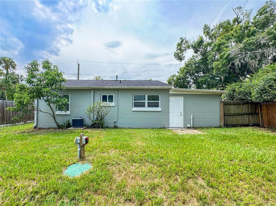 For Rent: $1,440 (2 beds, 1 baths, 1020 Square Feet)