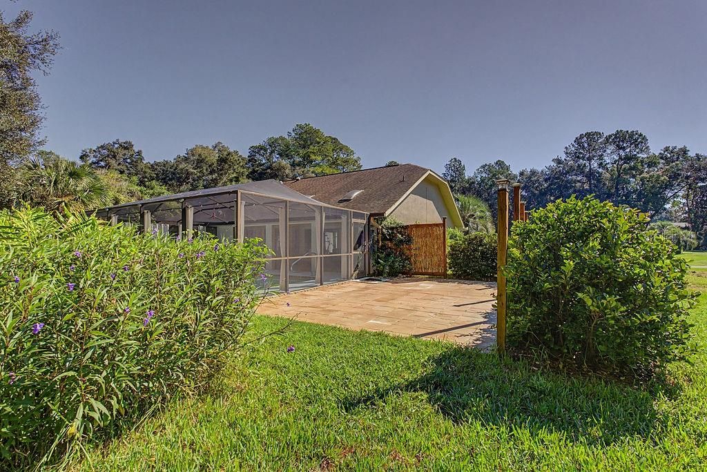 Active With Contract: $335,000 (3 beds, 2 baths, 1693 Square Feet)