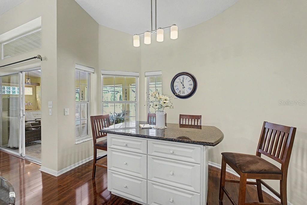 Active With Contract: $335,000 (3 beds, 2 baths, 1693 Square Feet)