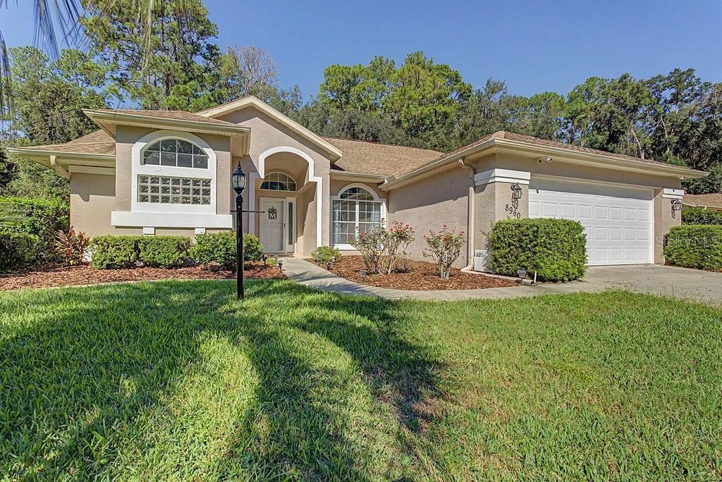 Active With Contract: $335,000 (3 beds, 2 baths, 1693 Square Feet)