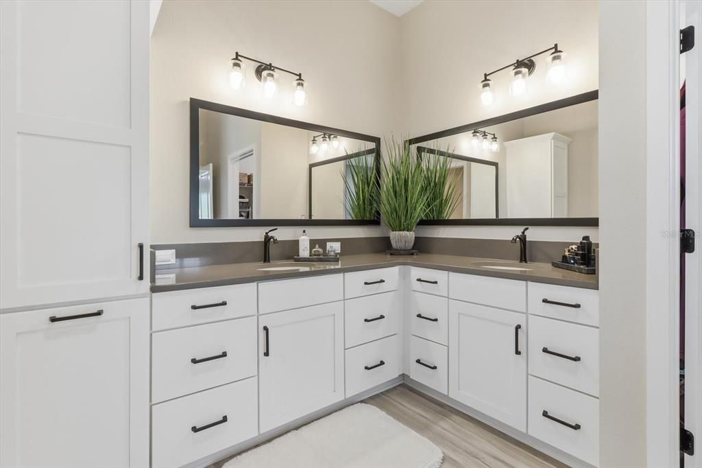 For Sale: $679,470 (3 beds, 2 baths, 1927 Square Feet)