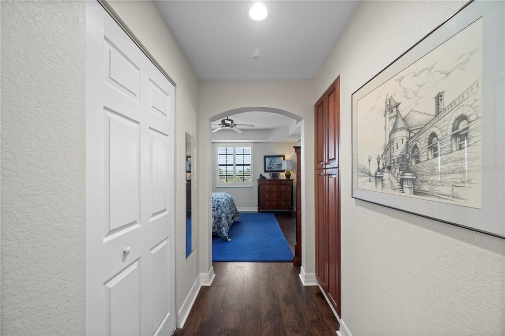 En Venta: $365,000 (3 camas, 2 baños, 1845 Pies cuadrados)