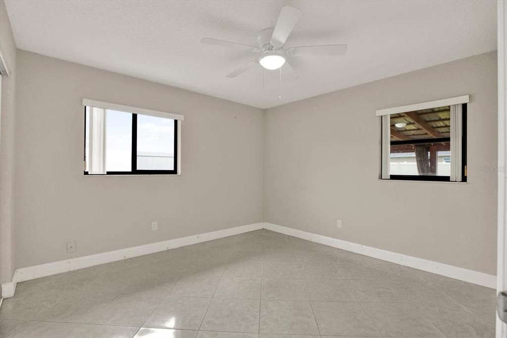 Active With Contract: $250,000 (3 beds, 2 baths, 1623 Square Feet)